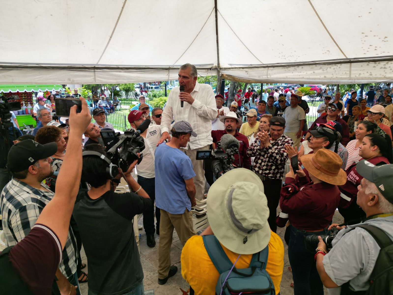 Afirma Adán Augusto López Hernández que “el pueblo ya despertó, y ahora es el que manda en México